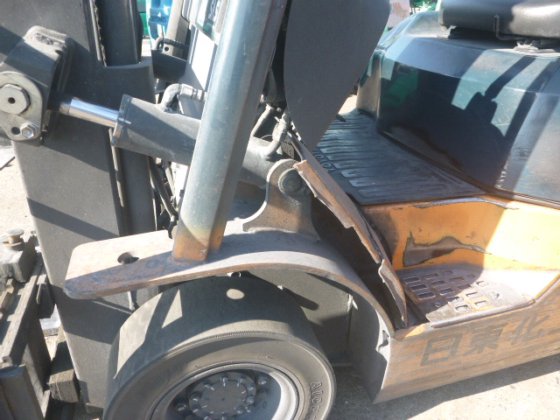 2004 丰田 02 7FD15