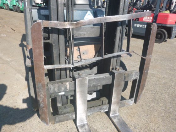 2004 丰田 02 7FD15