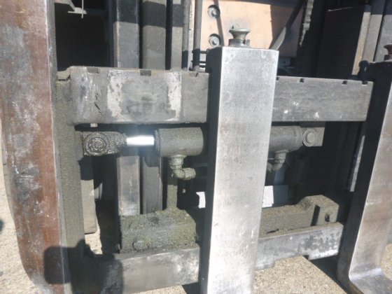 2004 丰田 02 7FD15