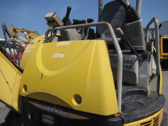 2012 Yanmar B3 6A