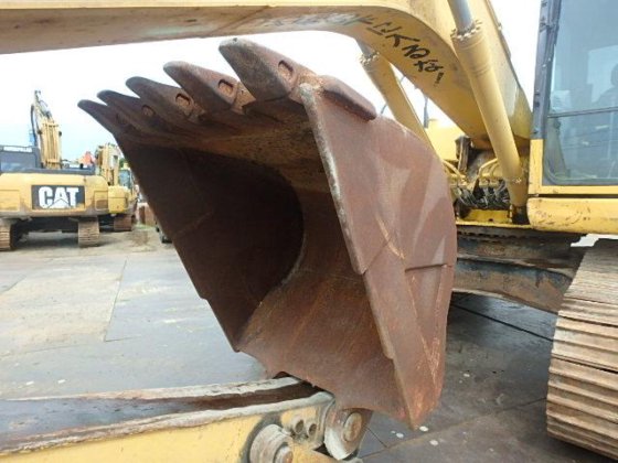 2009 KOMATSU PC200 8N1