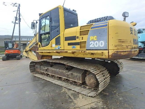 2009 KOMATSU PC200 8N1