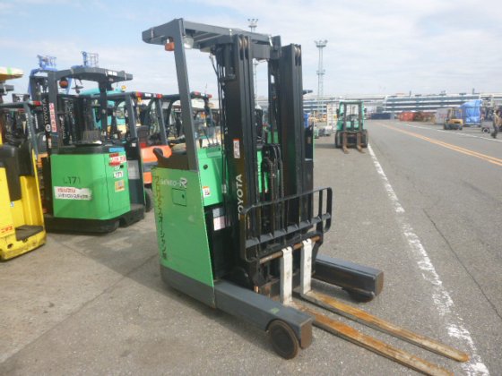 2014 年 TOYOTA 7FBR15