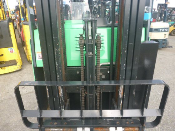 2014 年 TOYOTA 7FBR15