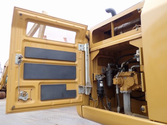 2016 卡特彼勒 320E SXE