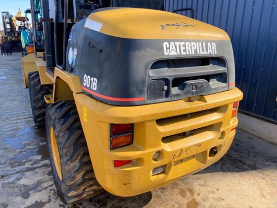 2005 CAT 901B