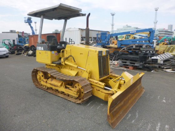 2000 KOMATSU D20A 7E