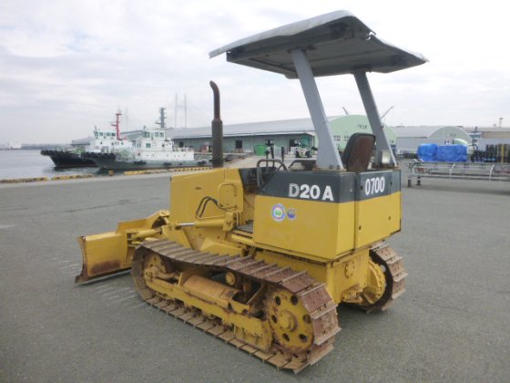 2000 KOMATSU D20A 7E
