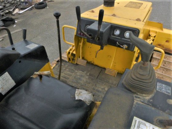 2000 KOMATSU D20A 7E