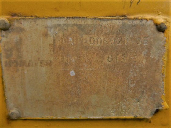 2000 KOMATSU D20A 7E