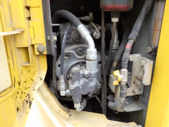 2014 SUMITOMO SH135X 3B