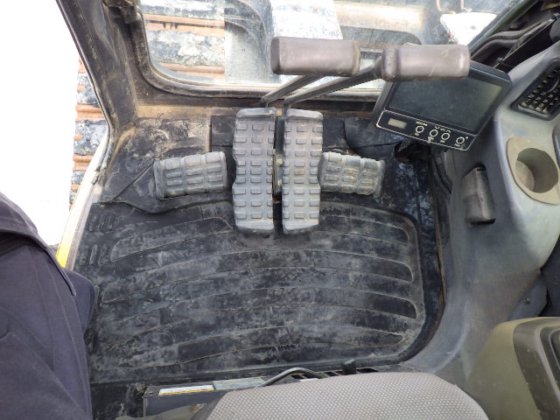 2014 SUMITOMO SH135X 3B