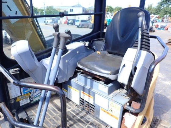 2013 凯特彼勒 040SR