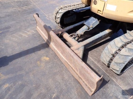 2013 凯特彼勒 040SR