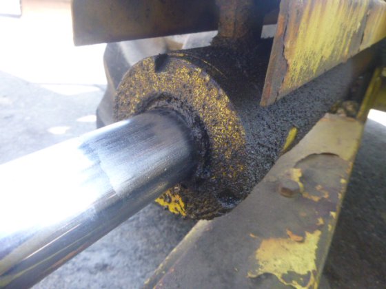 1996 KOMATSU D20A 7E