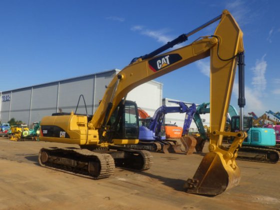 2007年卡特彼勒320D