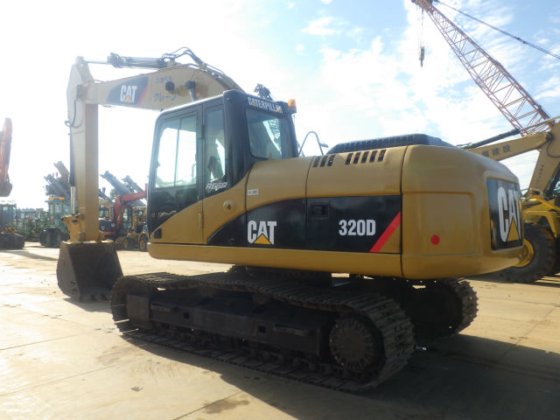 2007年卡特彼勒320D