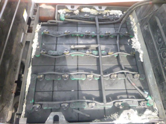 2016 年 TOYOTA 7FB25