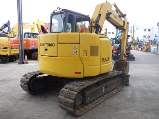 2014年住友SH75XU 3