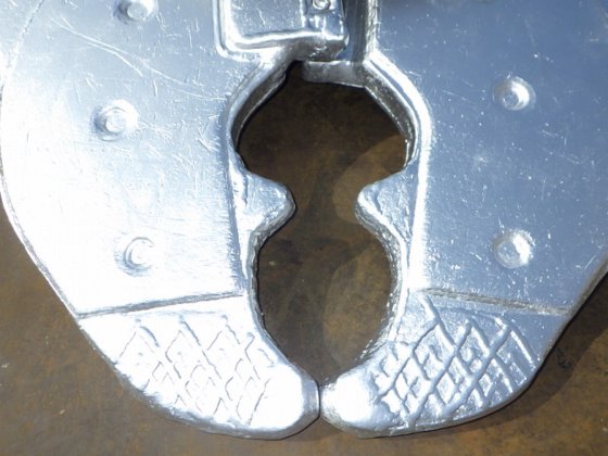 其他初级破碎机 07m3 MF 200F