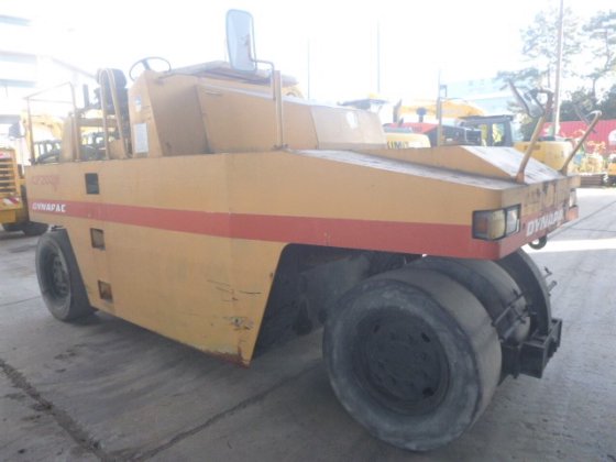 2002 DYNAPAC CP202W