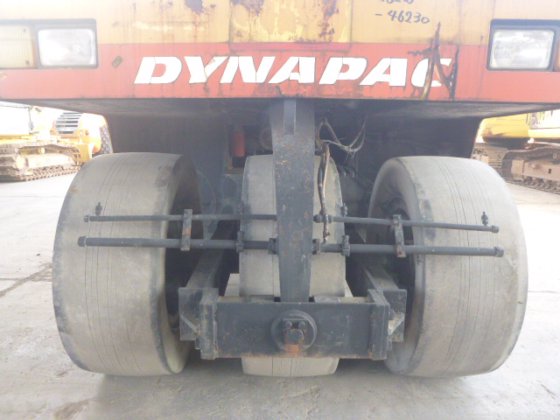 2002 DYNAPAC CP202W