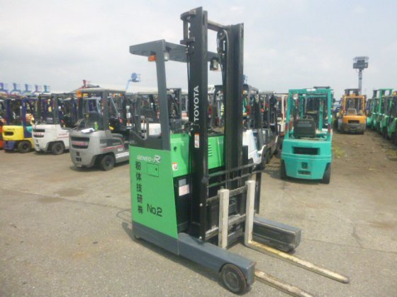 2014 年 TOYOTA 7FBR15