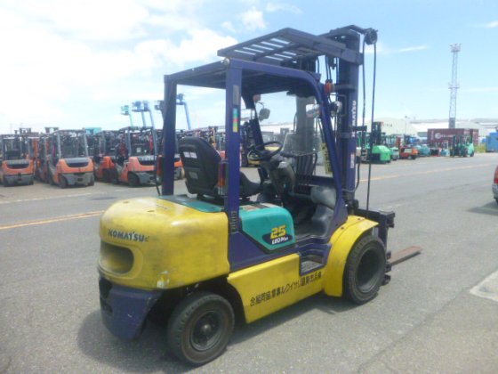 2001年小松FD25T 14