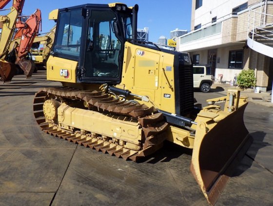 2020 年 CAT D1