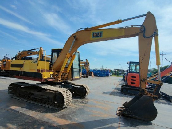 1990 CAT E110B