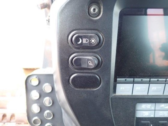 2017 小松 D37PX 23