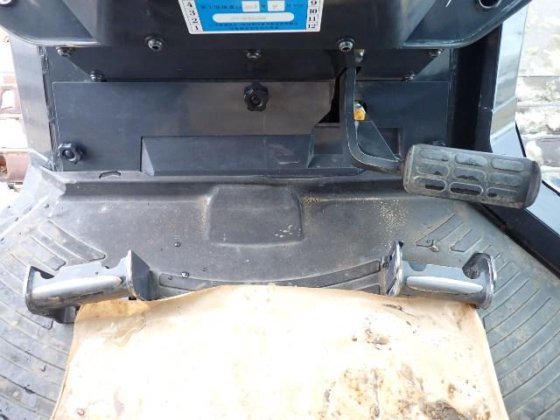 2017 小松 D37PX 23