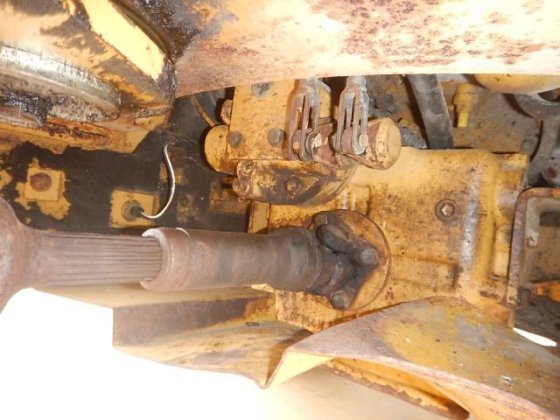 2005 CAT 901B