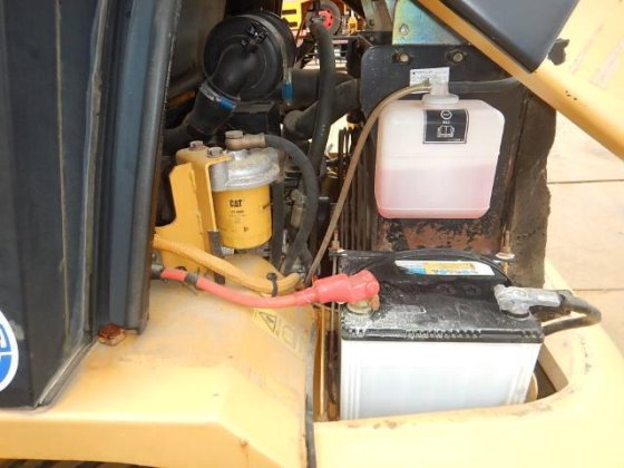 2005 CAT 901B
