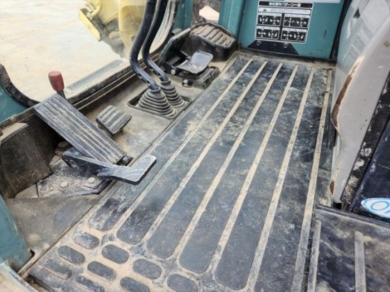 2012 YANMAR VIO70 3A