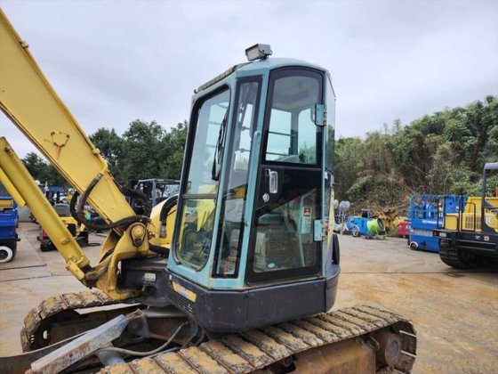 2012 YANMAR VIO70 3A