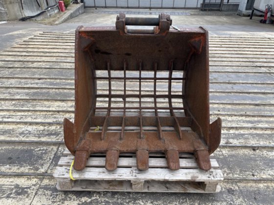 适用于小松 PC138 或 PC120 的骨架斗