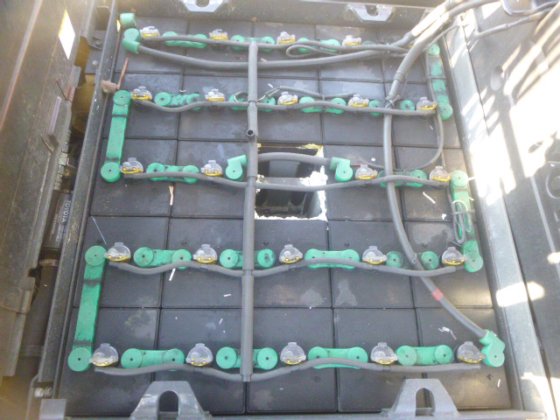 2017 年 TOYOTA 8FB25