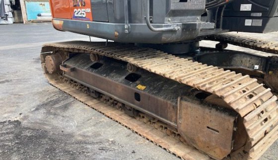 2019 日立 ZX225USR 6