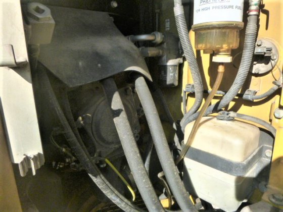 2011 KOMATSU PC128US 8