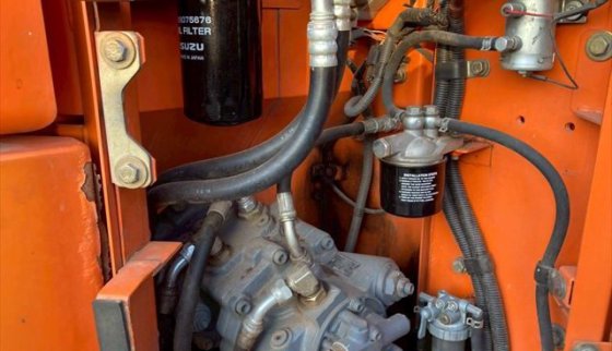 2011 日立 ZX75US 3