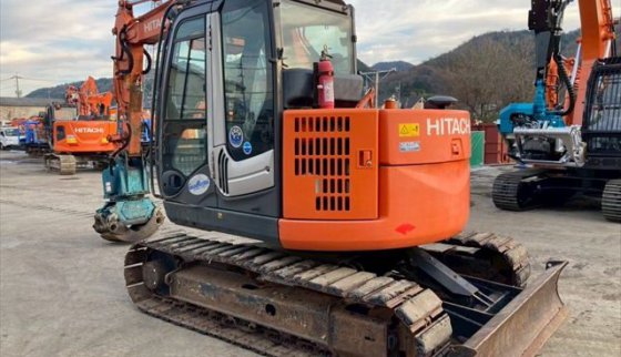 2011 日立 ZX75US 3