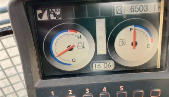 2011 日立 ZX75US 3