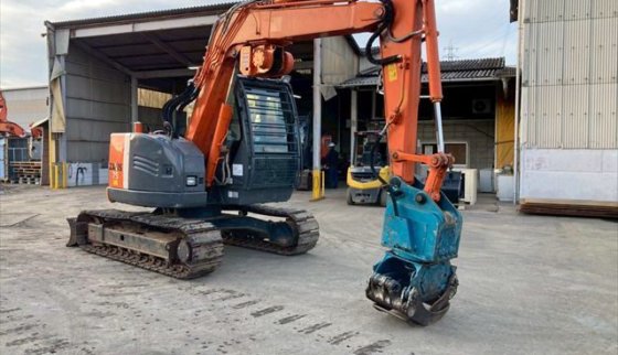 2011 日立 ZX75US 3