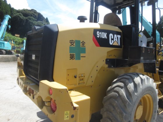 2017年CAT 910K