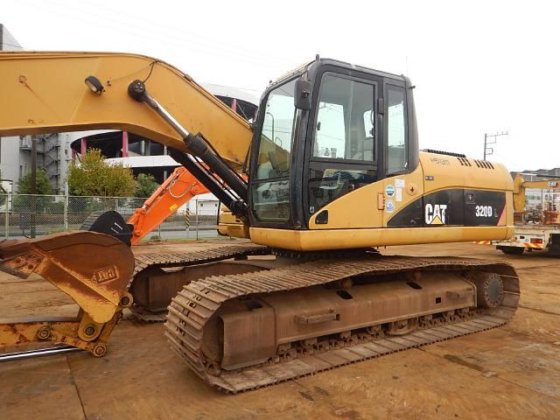 2008 CAT 320DL