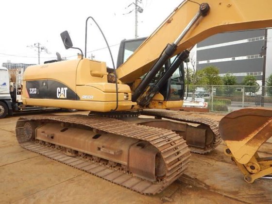 2008 CAT 320DL