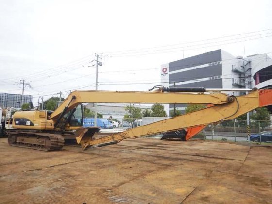 2008 CAT 320DL