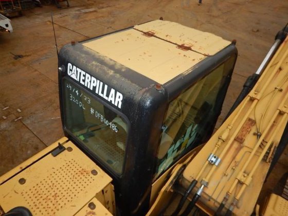 2008 CAT 320DL