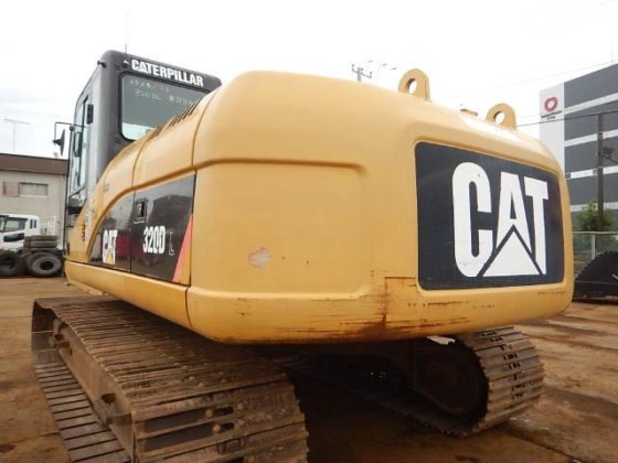 2008 CAT 320DL